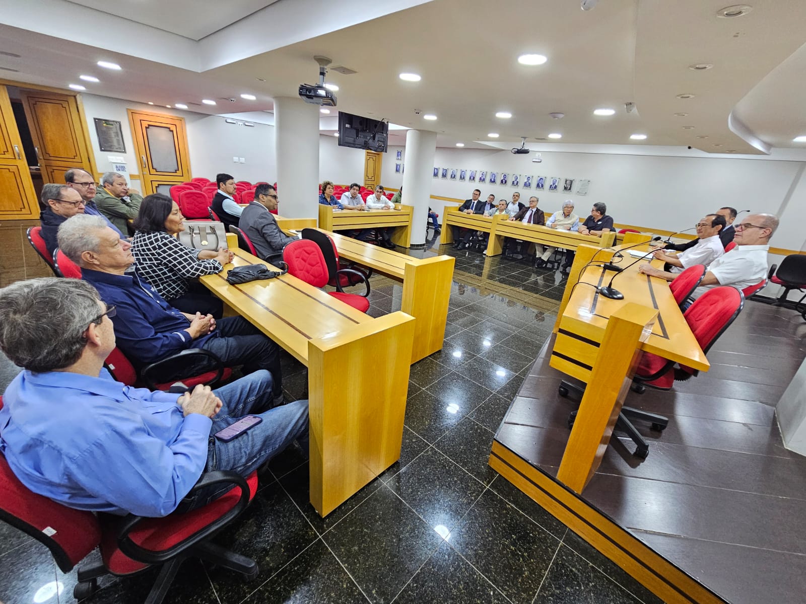 UEPP realiza reunião mensal e acompanha pautas estratégicas para Presidente Prudente
